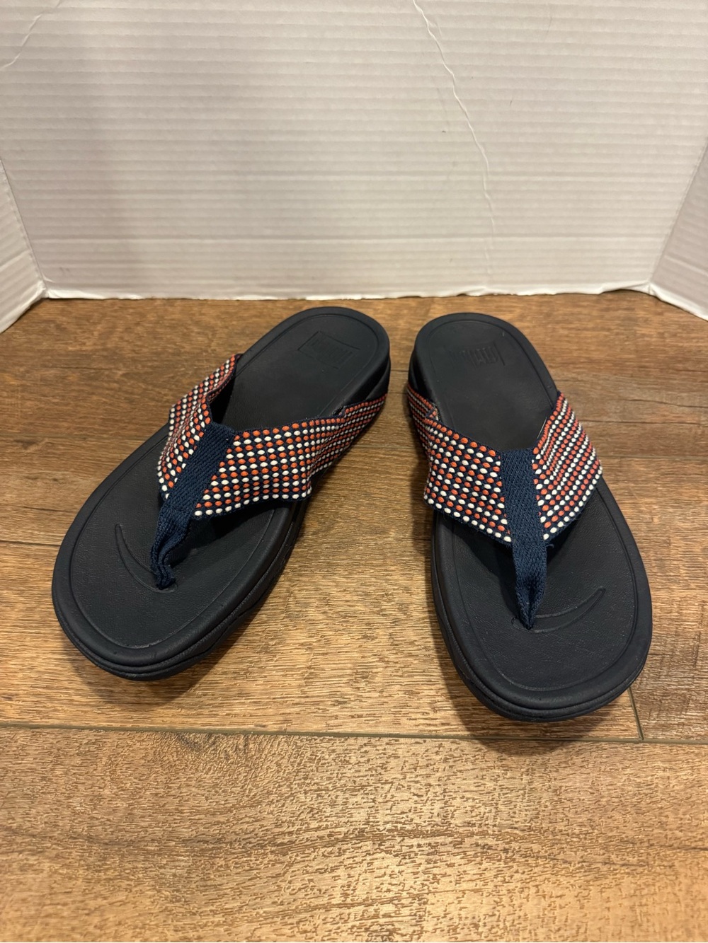 FitFlop Women’s Size 8 Navy Orange Woven Thong Flip Flop Sandals